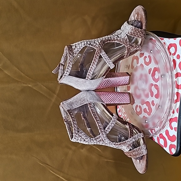 E Suede Strappy Heel Pink Rose soft sz 8 - Picture 6 of 7